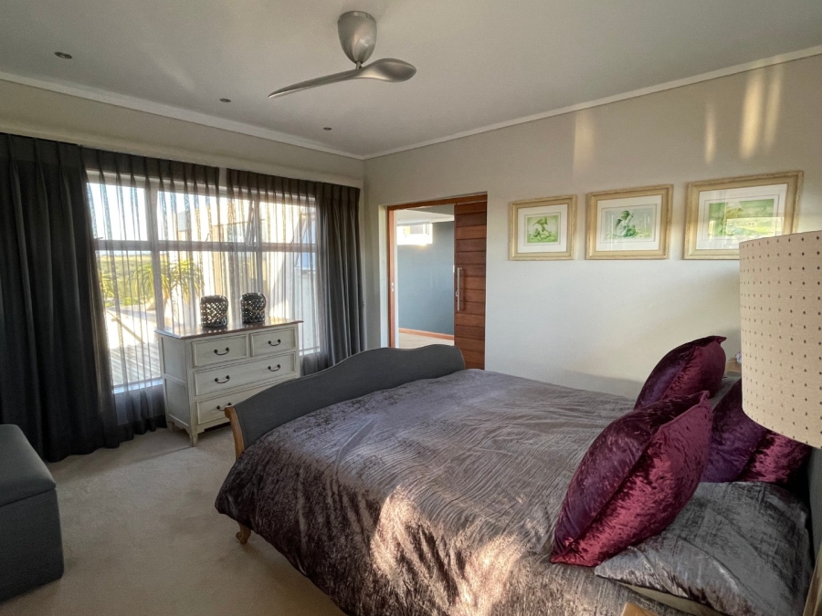 5 Bedroom Property for Sale in Oubaai Western Cape